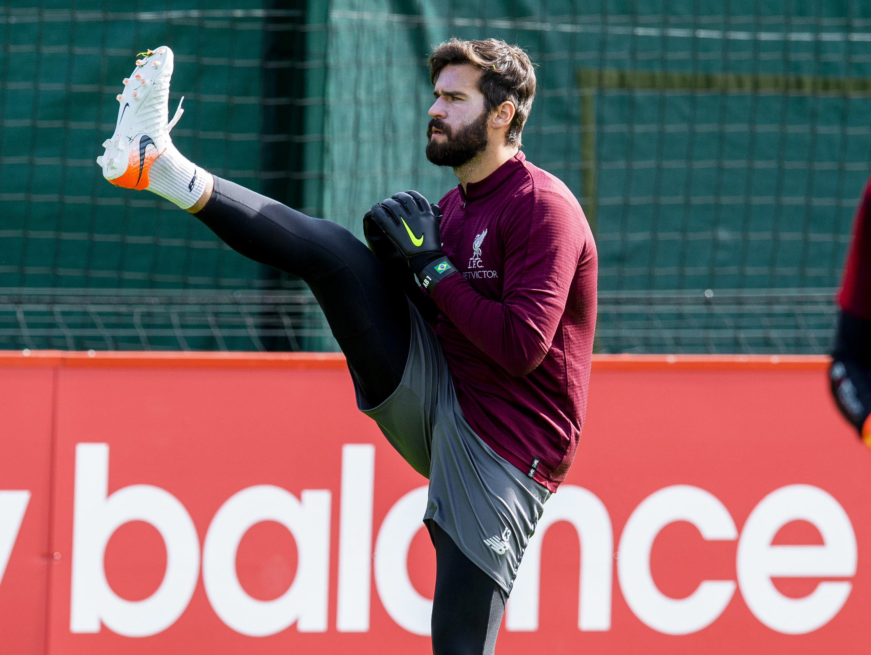 必须深入实施哪三个战略 必须深入实施哪三个战略