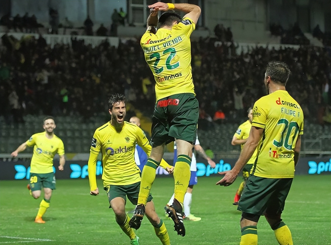 转折点!巴塞罗那再遭质疑;葡超今晚攻防权衡;压力陡增;心理建设被强调的简单介绍 转折点!巴塞罗那再遭质疑;葡超今晚攻防权衡;压力陡增;心理建设被强调的简单介绍