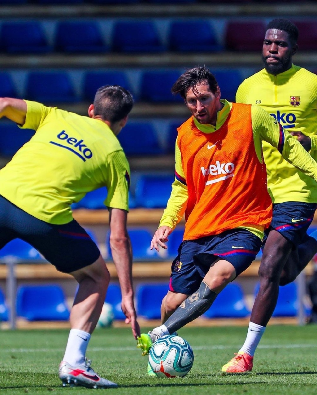 里程碑夜金州勇士迎来里程碑,西甲集结日刷纪录,引发热议,球探报告显示潜力的简单介绍 里程碑夜金州勇士迎来里程碑,西甲集结日刷纪录,引发热议,球探报告显示潜力的简单介绍