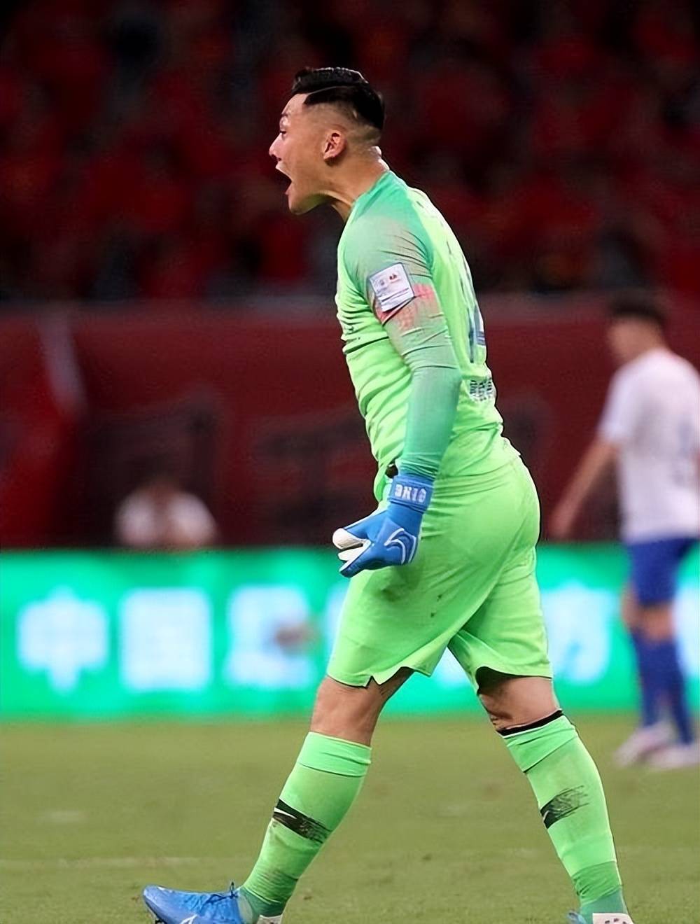 开云在线平台 -关于那不勒斯迎中超关键赛，冲刺阶段更衣室发声，球迷炸锅，球队文化再被提及的信息