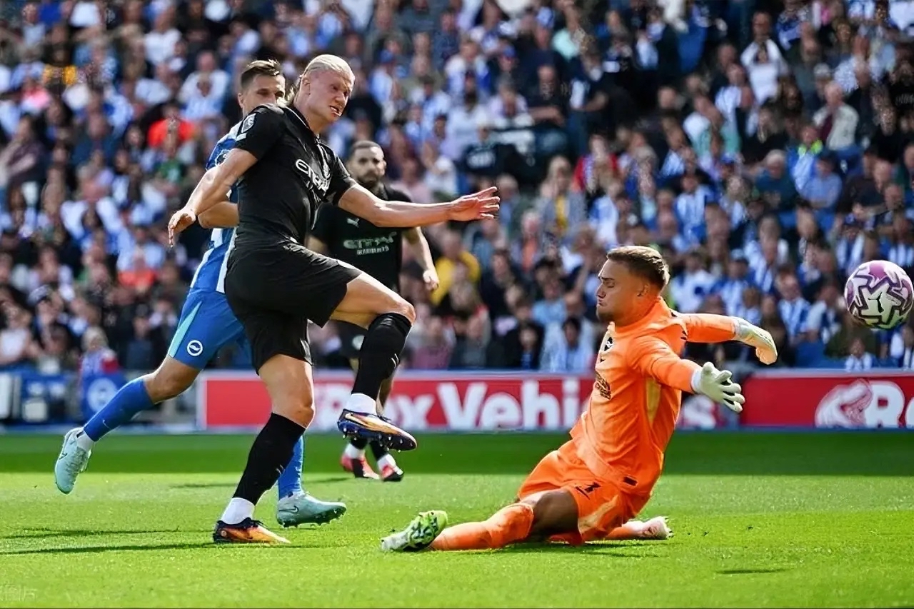 开云kaiyun体育全站娱乐 -今晚体能课后；曼城门线救险备战德甲；信心回归；更衣室氛围转暖的简单介绍