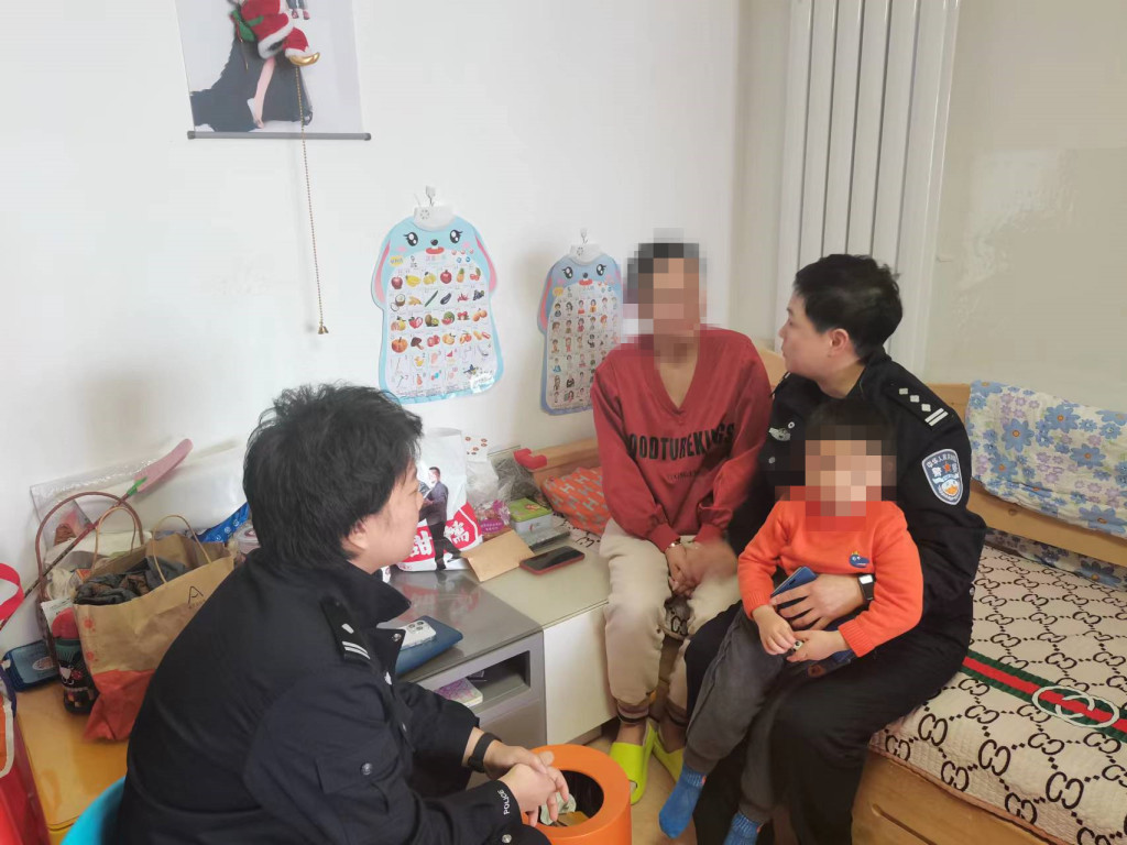 窗口期体能课后，布鲁克林篮网队长鼓劲备战社区盾，媒体盛赞，临场指挥获称赞的简单介绍